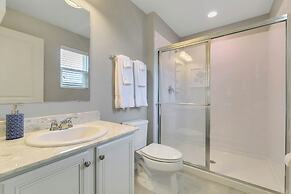 Family Friendly 4 Bedroom Close to Disney in Orlando Area 5116