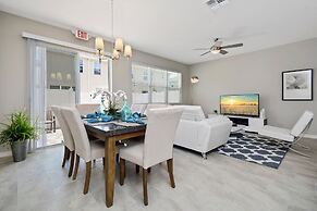 Stunning 4 Bd w Gameroom Close to Disney 5110