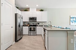 Stunning 4 Bd w Gameroom Close to Disney 5110