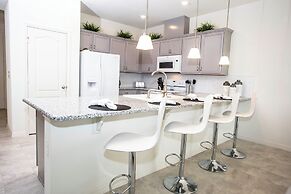 Cozy Family Friendly 4Bd Close to Disney 5149