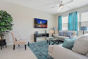 Four Bedroom Sleeps 10 w Gameroom 5152a