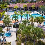 Gorgeous 5 Bd w Pool Jacuzzi Close to Disney 6071