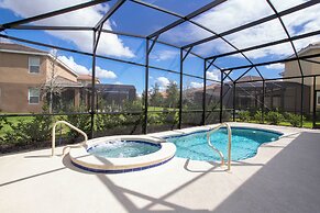 Gorgeous 5 Bd w Pool Jacuzzi Close to Disney 6071