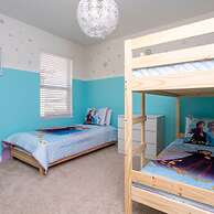 Gorgeous 5 Bd w Pool Jacuzzi Close to Disney 6071