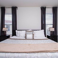 Gorgeous 5 Bd w Pool Jacuzzi Close to Disney 6071