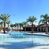 Gorgeous 5 Bd w Pool Jacuzzi Close to Disney 6071