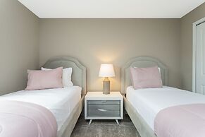 Gorgeous 4 Bd Close to Disney w Pool Storey Lake Resort 4243