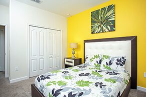 Luxury 5Bd w Jacuzzi Pool Near Disney 5528