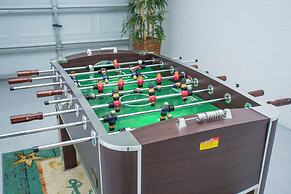 Luxury 5Bd w Jacuzzi Pool Near Disney 5528