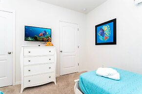 Marvelous 7 Bd w Pool Close to Disney Solterra 6086