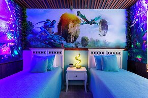 Marvelous 7 Bd w Pool Close to Disney Solterra 6086