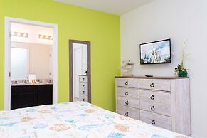 Marvelous 7 Bd w Pool Close to Disney Solterra 6086