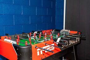 Marvelous 7 Bd w Pool Close to Disney Solterra 6086