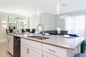 Gorgeous 4 Bd Close to Disney w Pool Storey Lake Resort 4245