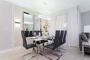 Gorgeous 4 Bd Close to Disney w Pool Storey Lake Resort 4245