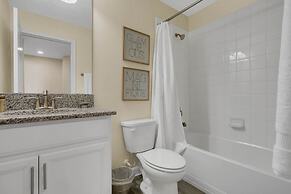 5 Bedroom Single Family Storey Lake Resort Close to Disney 4759