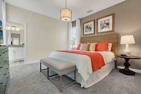 5 Bedroom Single Family Storey Lake Resort Close to Disney 4759