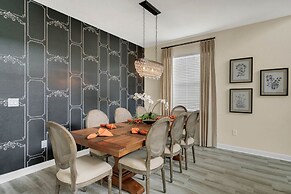 5 Bedroom Single Family Storey Lake Resort Close to Disney 4759