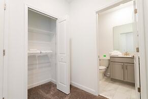 Stunning Family Friendly 5 Bd w Pool Close to Disney Storey Lake 4242