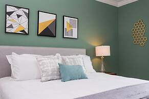 Stunning Family Friendly 5 Bd w Pool Close to Disney Storey Lake 4242