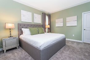 Stunning Family Friendly 5 Bd w Pool Close to Disney Storey Lake 4242