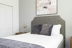 Stunning Family Friendly 5 Bd w Pool Close to Disney Storey Lake 4242