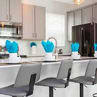 Stunning Family Friendly 5 Bd w Pool Close to Disney Storey Lake 4242