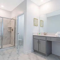 Stunning Family Friendly 5 Bd w Pool Close to Disney Storey Lake 4242