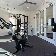 Stunning Family Friendly 5 Bd w Pool Close to Disney Storey Lake 4242