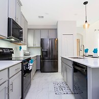 Stunning Family Friendly 5 Bd w Pool Close to Disney Storey Lake 4242