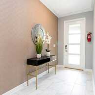 Stunning Family Friendly 5 Bd w Pool Close to Disney Storey Lake 4242