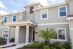 Gorgeous 4 Bedroom w Pool Close to Disney 4836