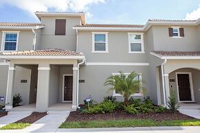 Gorgeous 4 Bedroom w Pool Close to Disney 4836