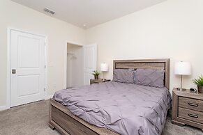 Gorgeous Decor 4 Bd w Pool Close to Disney 4820