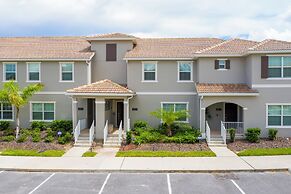 Gorgeous Decor 4 Bd w Pool Close to Disney 4820