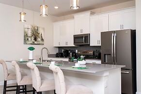 Gorgeous Decor 4 Bd w Pool Close to Disney 4820