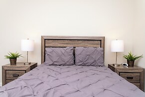 Gorgeous Decor 4 Bd w Pool Close to Disney 4820