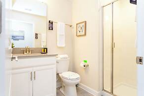 Magnificent 5Bd w Pool Storey Lake 4800