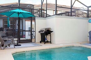 Magnificent 5Bd w Pool Storey Lake 4800