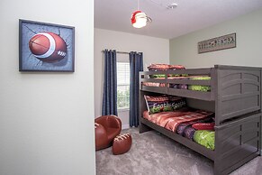 Marvelous 5 Bedroom w Pool Close to Disney 4811