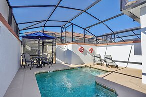 Marvelous 5 Bedroom w Pool Close to Disney 4811