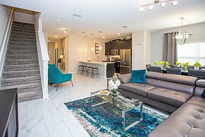 Marvelous 5 Bedroom w Pool Close to Disney 4811