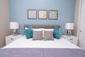 Gorgeous 4 Bedroom Family Friendly Close to Disney 7573