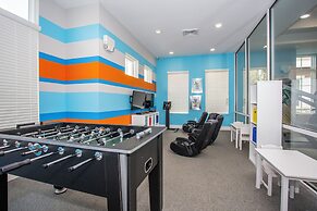 Gorgeous 4 Bedroom Family Friendly Close to Disney 7573