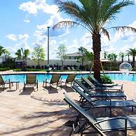 Stunning 5 Bd Home w Pool Close to Disney 4822