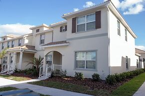 Stunning 5 Bd Home w Pool Close to Disney 4822