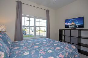 Stunning 5 Bd Home w Pool Close to Disney 4822