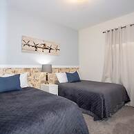 Stunning 5 Bd Home w Pool Close to Disney 4822