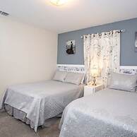 Stunning 5 Bd Home w Pool Close to Disney 4822