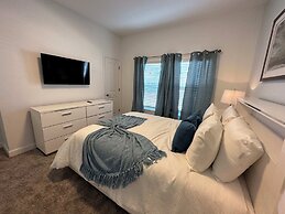 Marvelous 4Bd w Pool Close to Disney at Storey Lake 2629